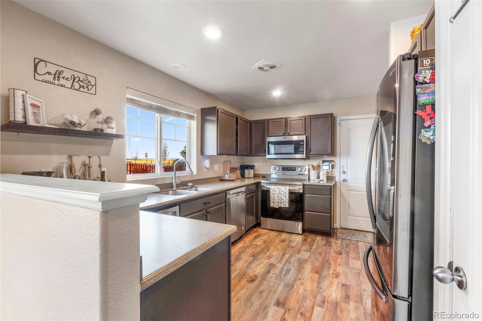 MLS Image #4 for 26010 e byers place,aurora, Colorado