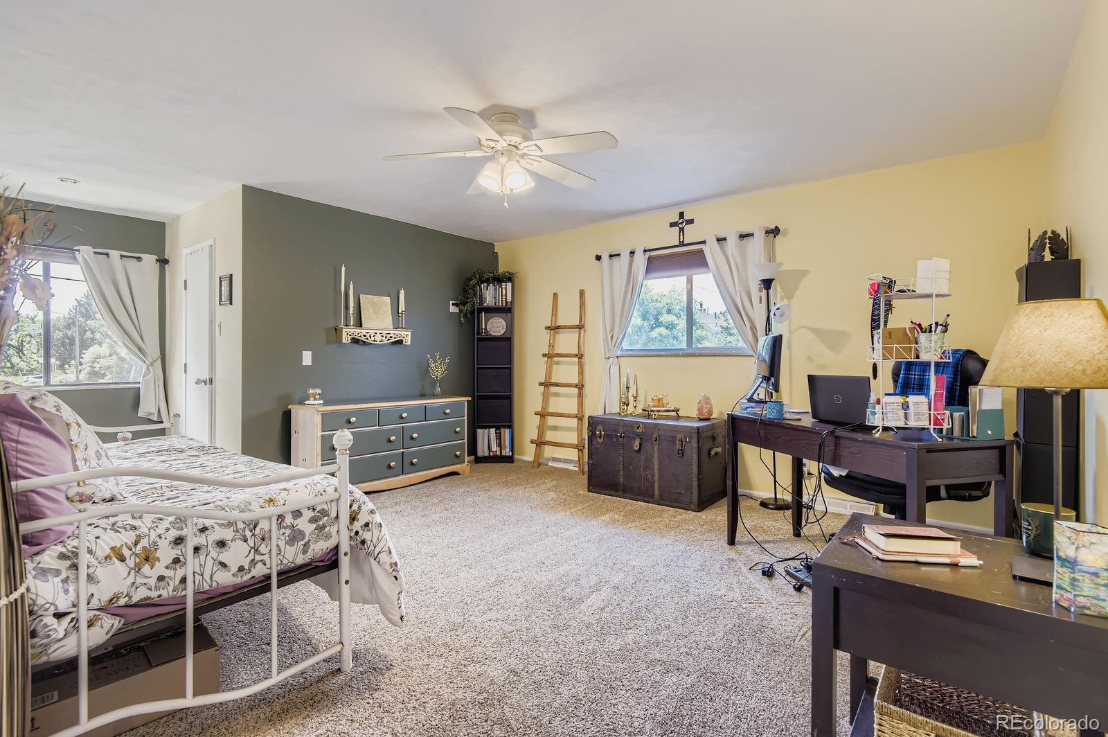 MLS Image #6 for 1250 s monaco parkway,denver, Colorado