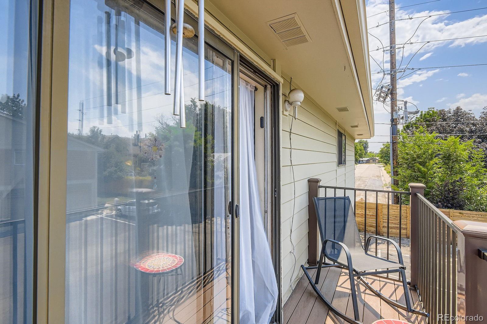 MLS Image #9 for 1250 s monaco parkway,denver, Colorado