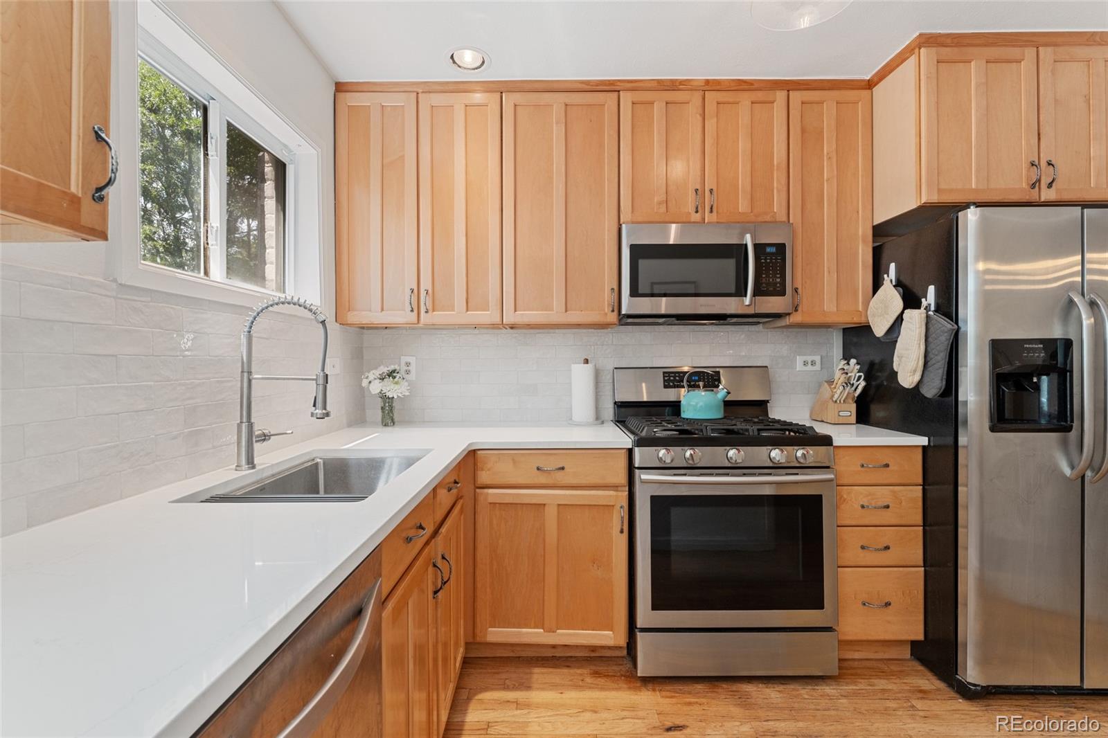 MLS Image #11 for 1400  glencoe street,denver, Colorado