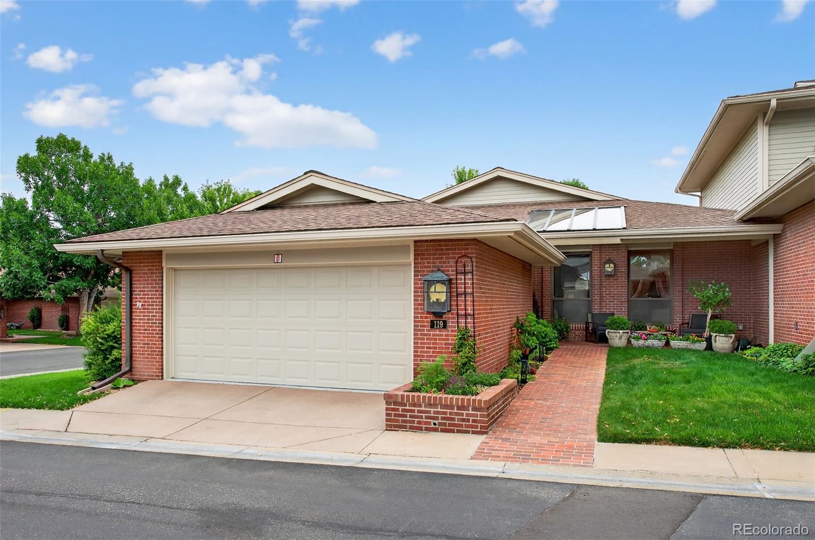 MLS Image #33 for 2800 s university boulevard,denver, Colorado