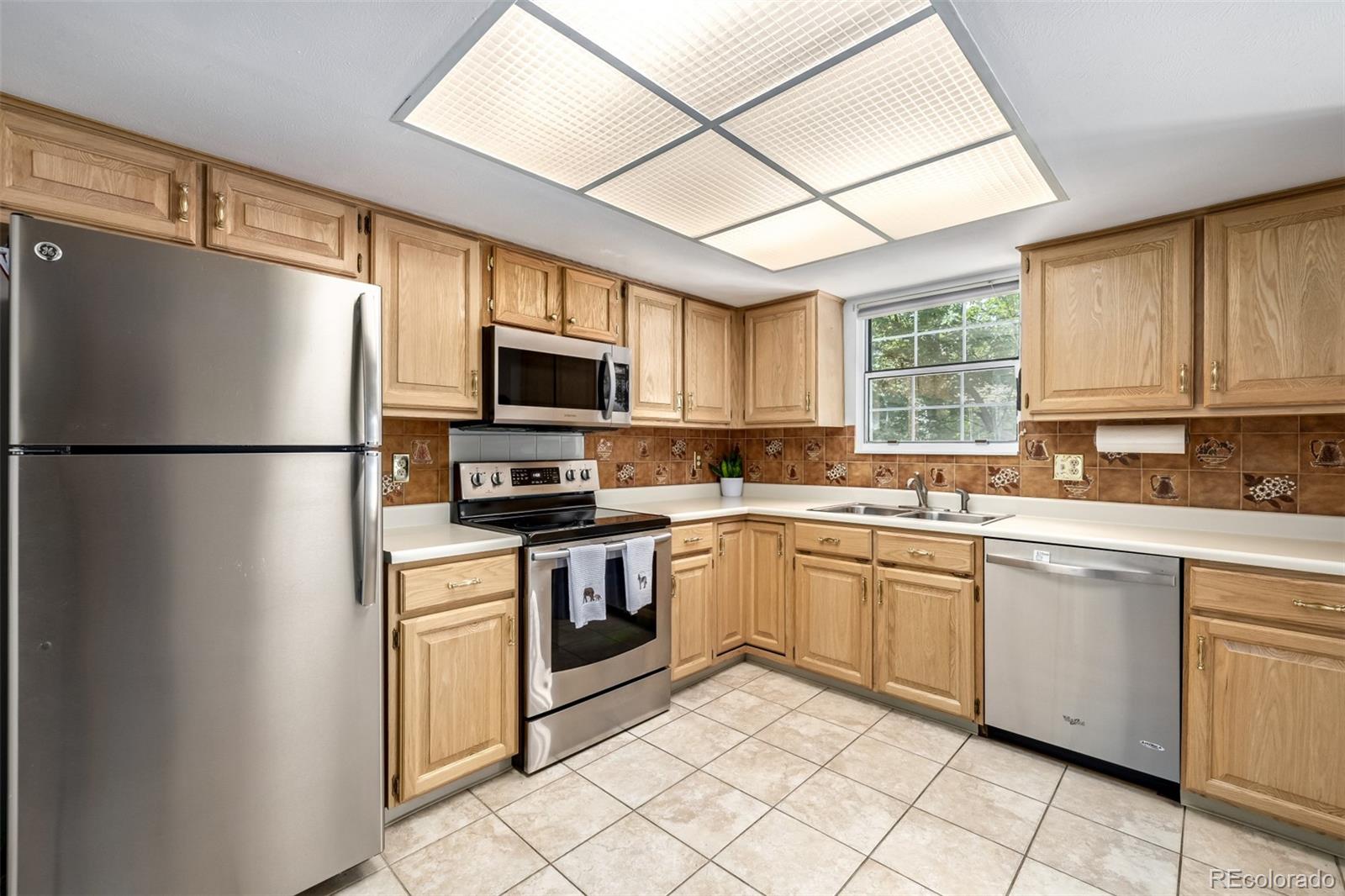 MLS Image #10 for 13787 e marina drive,aurora, Colorado