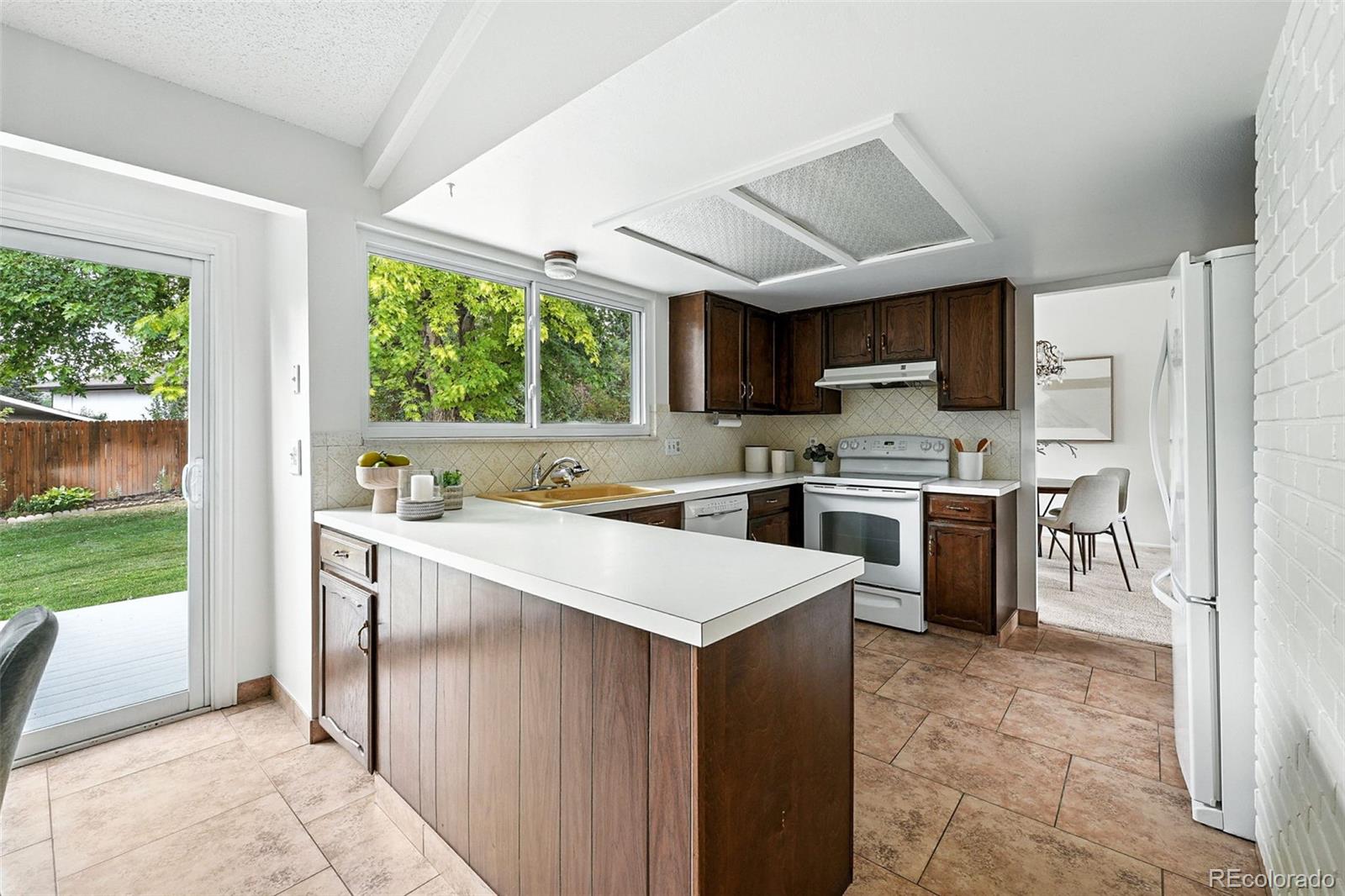 MLS Image #18 for 8764 e radcliff avenue,denver, Colorado