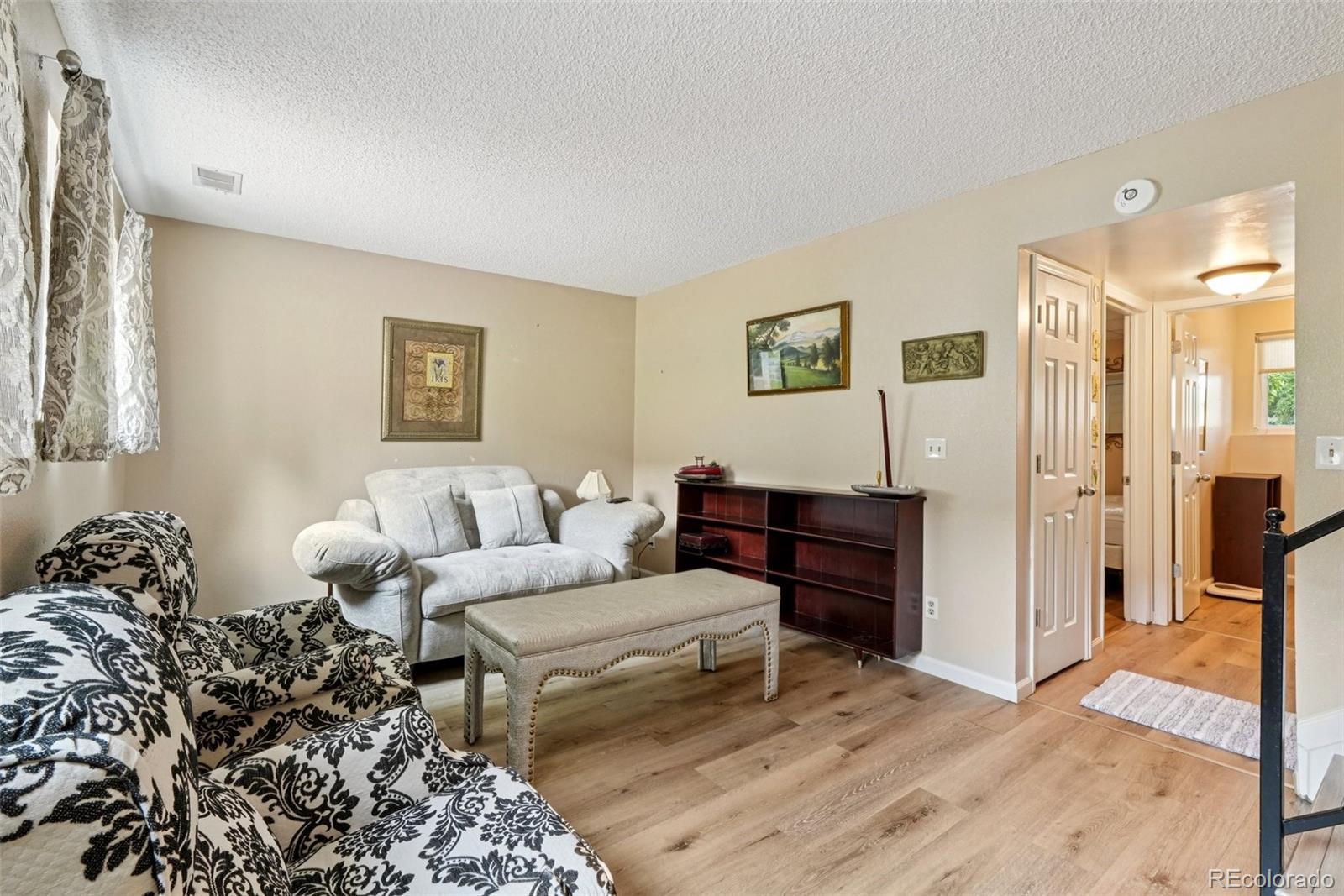 MLS Image #6 for 5725 s quatar court,centennial, Colorado