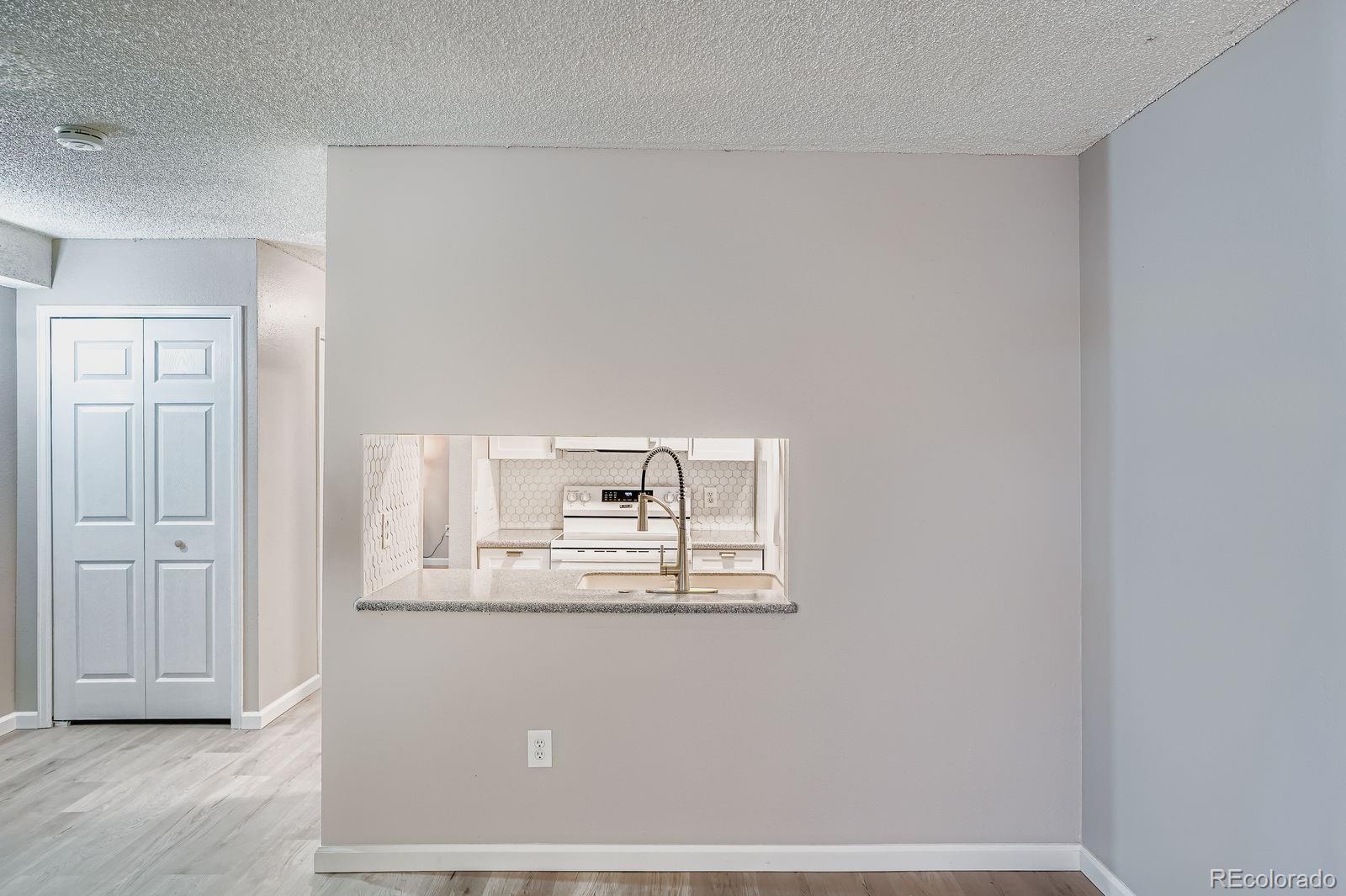 MLS Image #4 for 5873 s prince street,littleton, Colorado