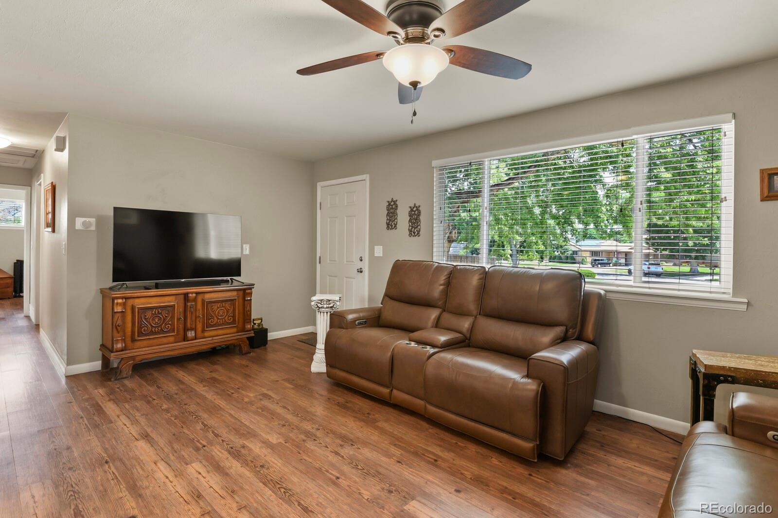 MLS Image #3 for 7197 s dahlia court,centennial, Colorado