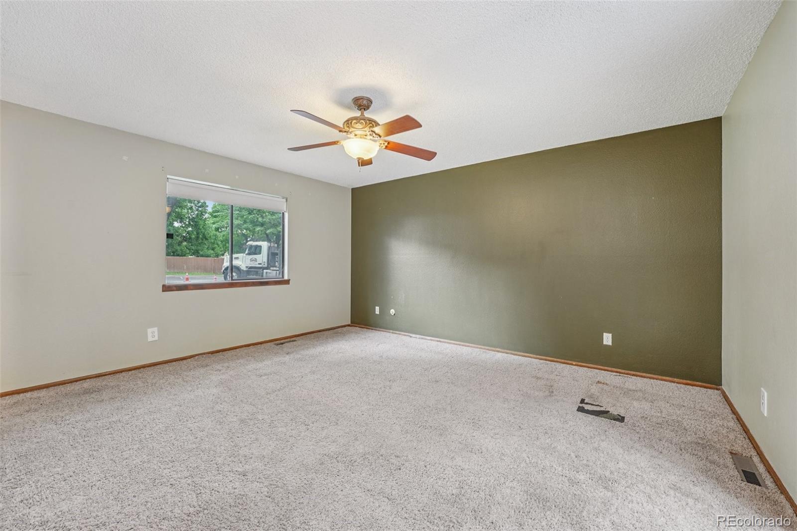 MLS Image #15 for 59 s eagle circle,aurora, Colorado