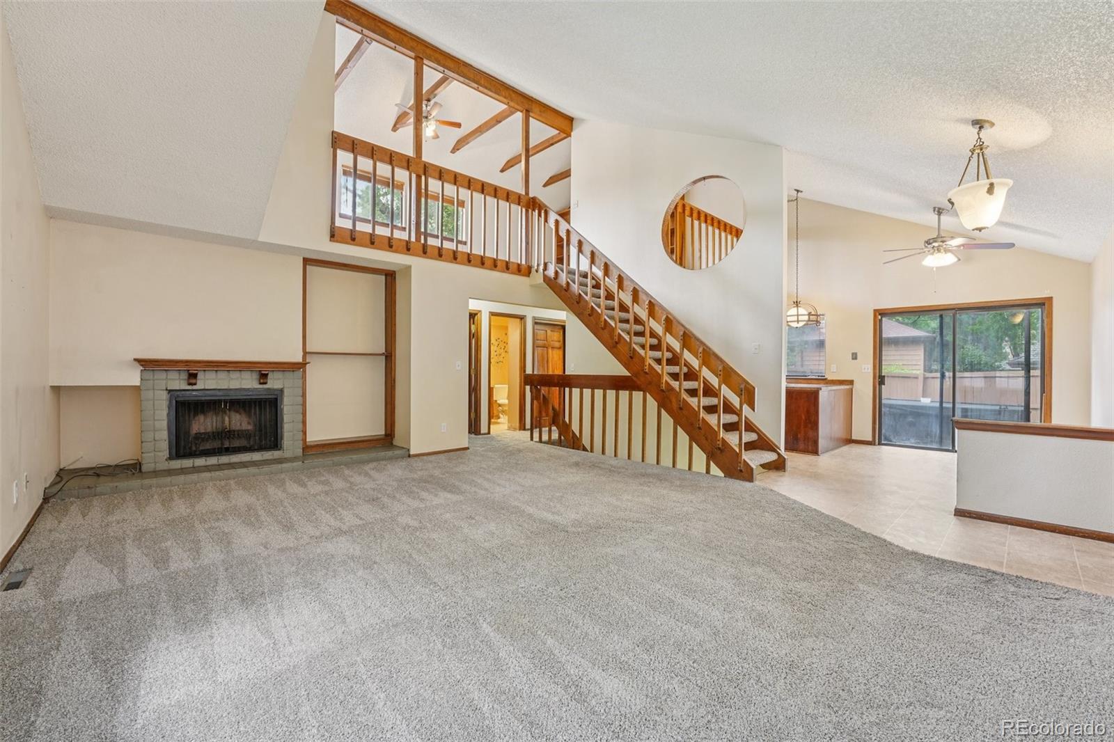 MLS Image #3 for 59 s eagle circle,aurora, Colorado
