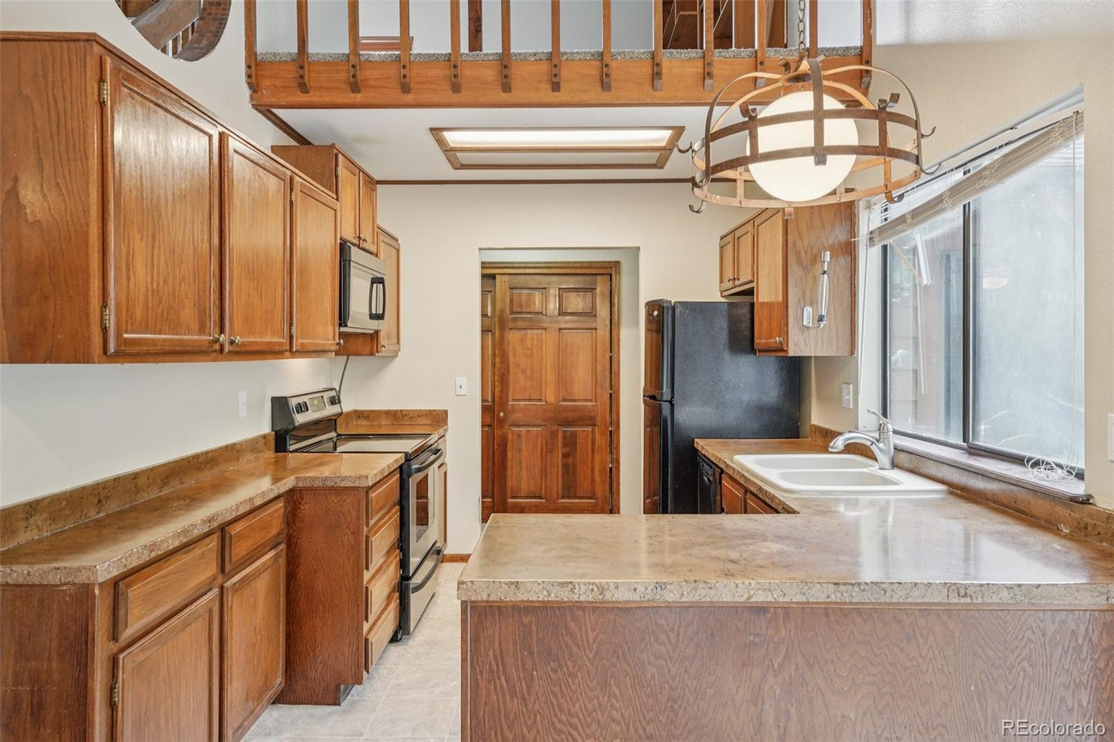 MLS Image #7 for 59 s eagle circle,aurora, Colorado