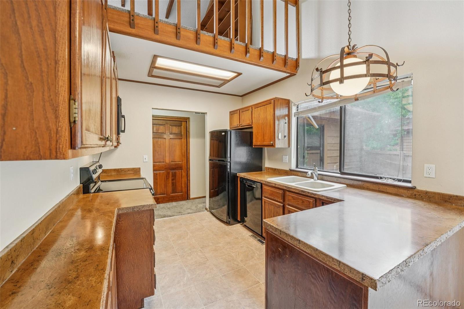 MLS Image #8 for 59 s eagle circle,aurora, Colorado