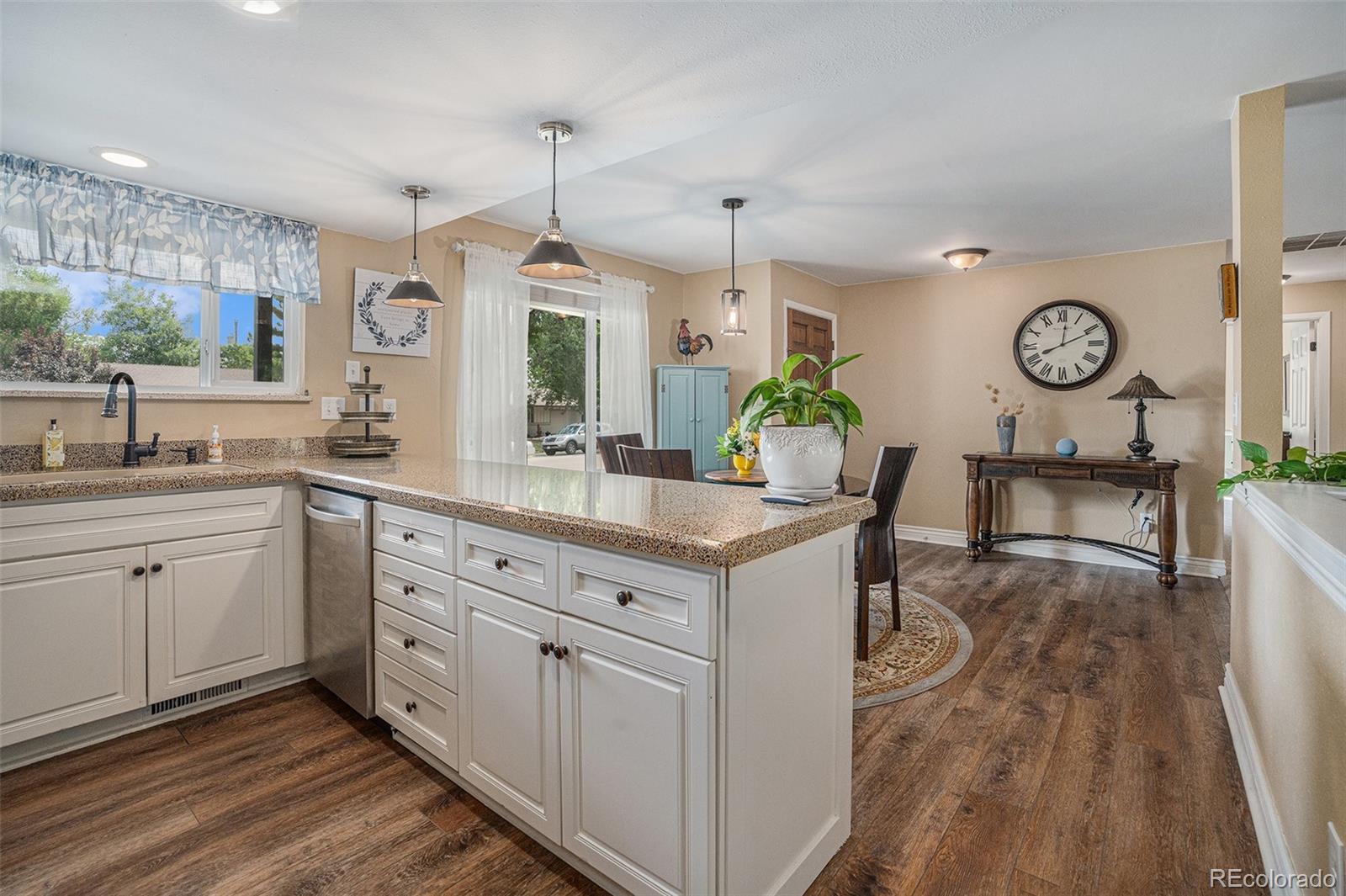 MLS Image #8 for 1737 s field court,lakewood, Colorado