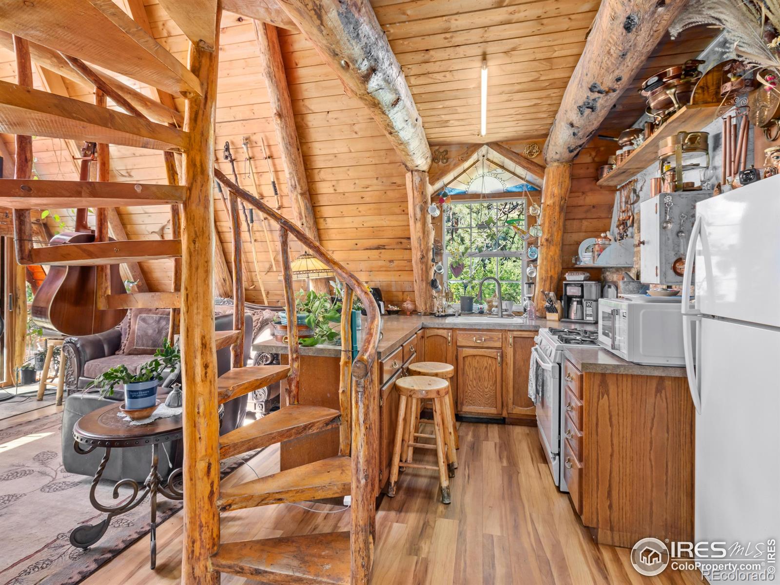 MLS Image #11 for 485  wren place,drake, Colorado