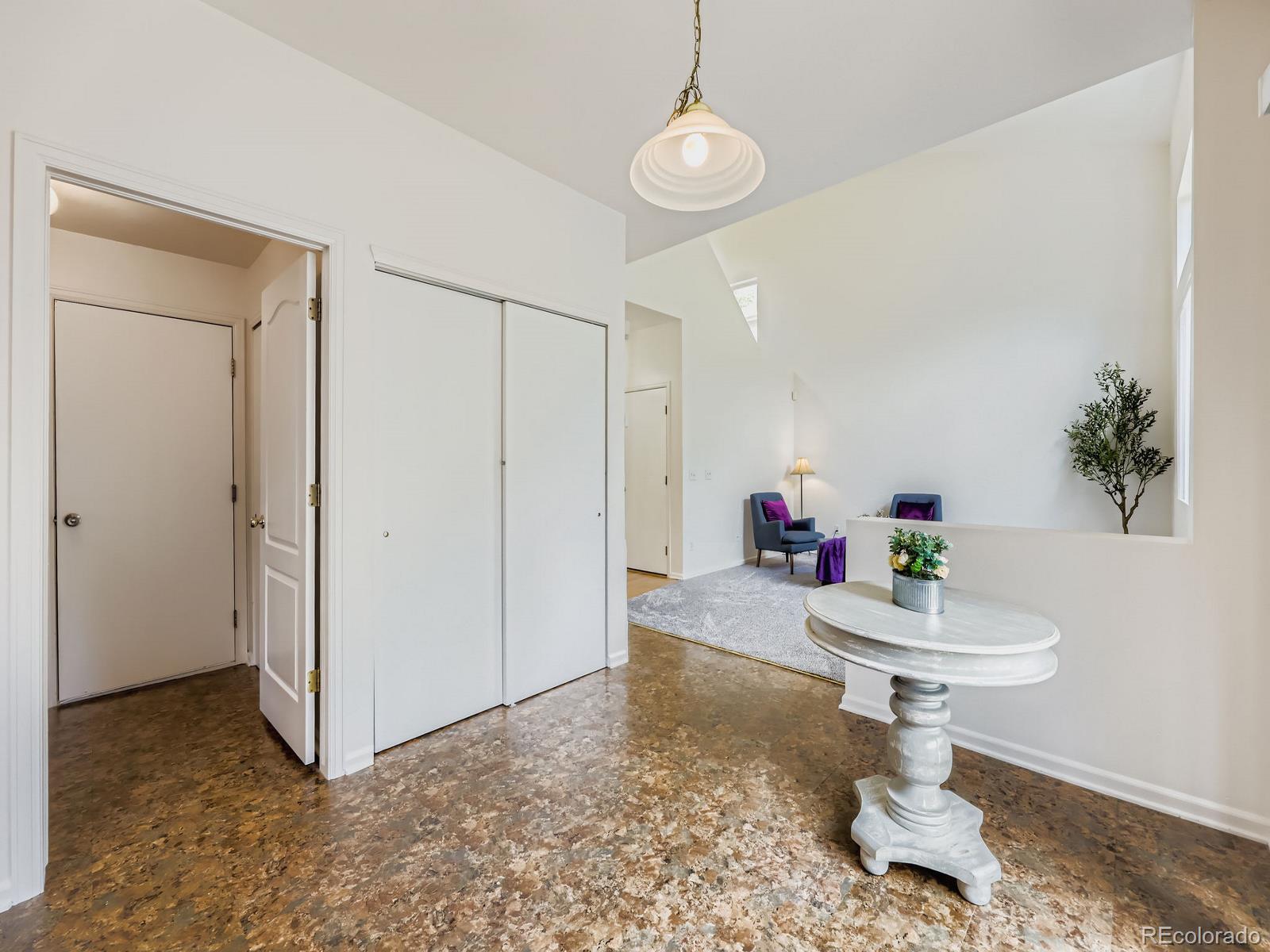 MLS Image #6 for 7040  bonnie brae lane,colorado springs, Colorado