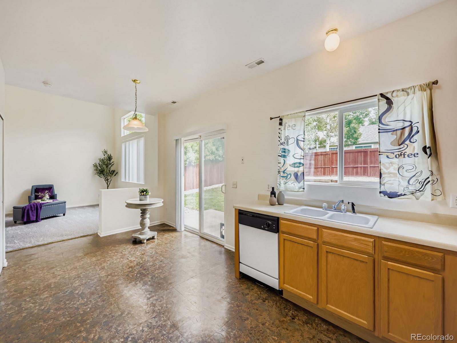 MLS Image #8 for 7040  bonnie brae lane,colorado springs, Colorado