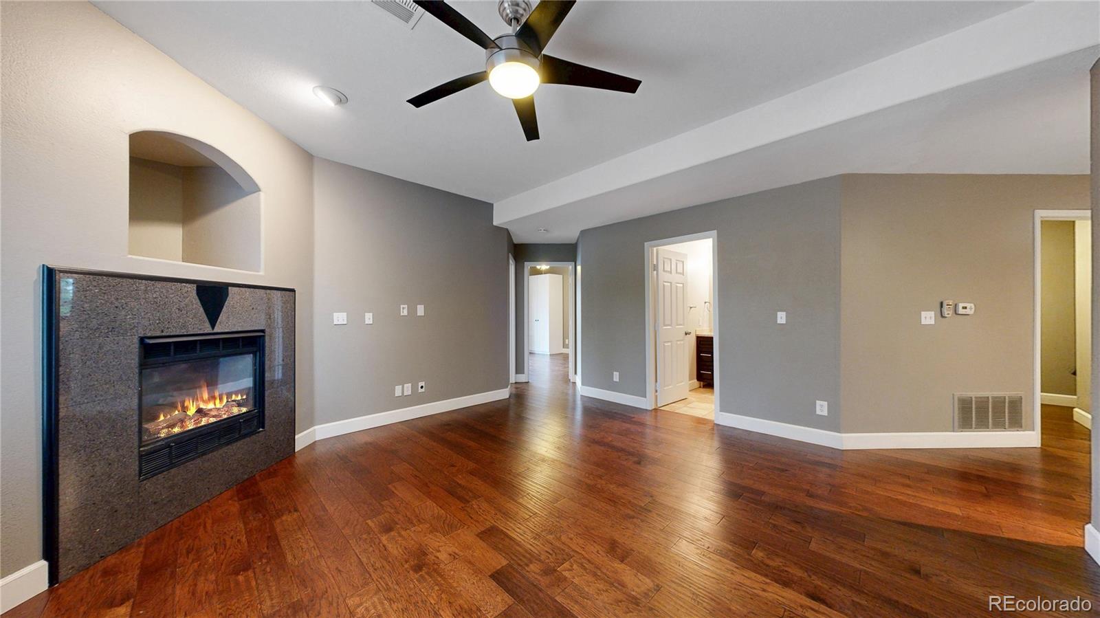 MLS Image #2 for 8601 e dry creek road,englewood, Colorado