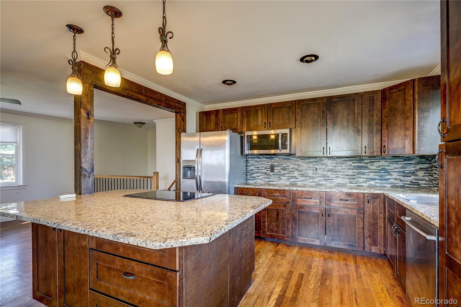 MLS Image #10 for 13678  omega circle,lone tree, Colorado