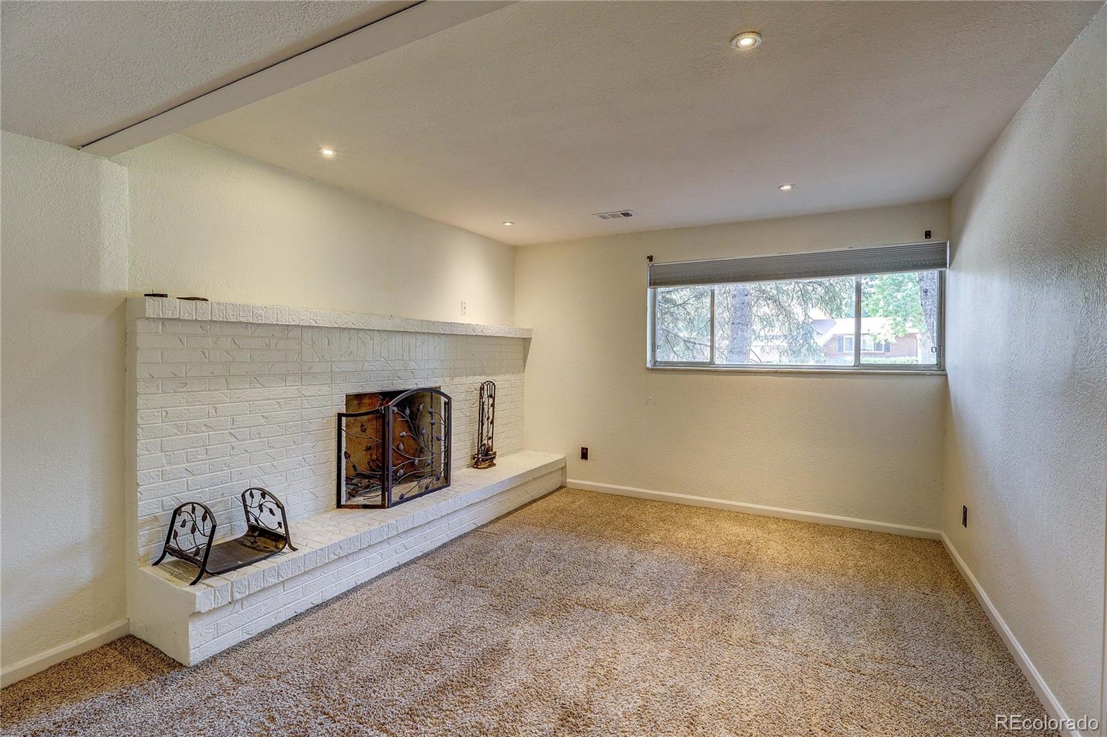 MLS Image #29 for 13678  omega circle,lone tree, Colorado