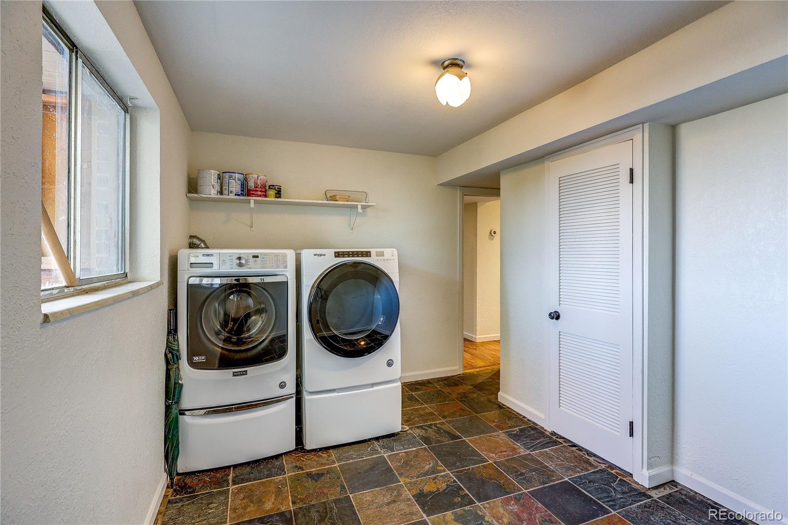 MLS Image #32 for 13678  omega circle,lone tree, Colorado