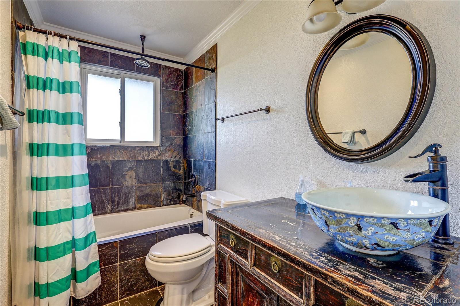 MLS Image #38 for 13678  omega circle,lone tree, Colorado