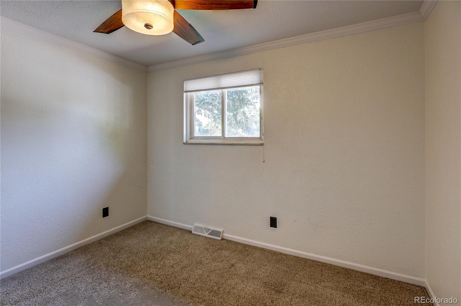 MLS Image #39 for 13678  omega circle,lone tree, Colorado