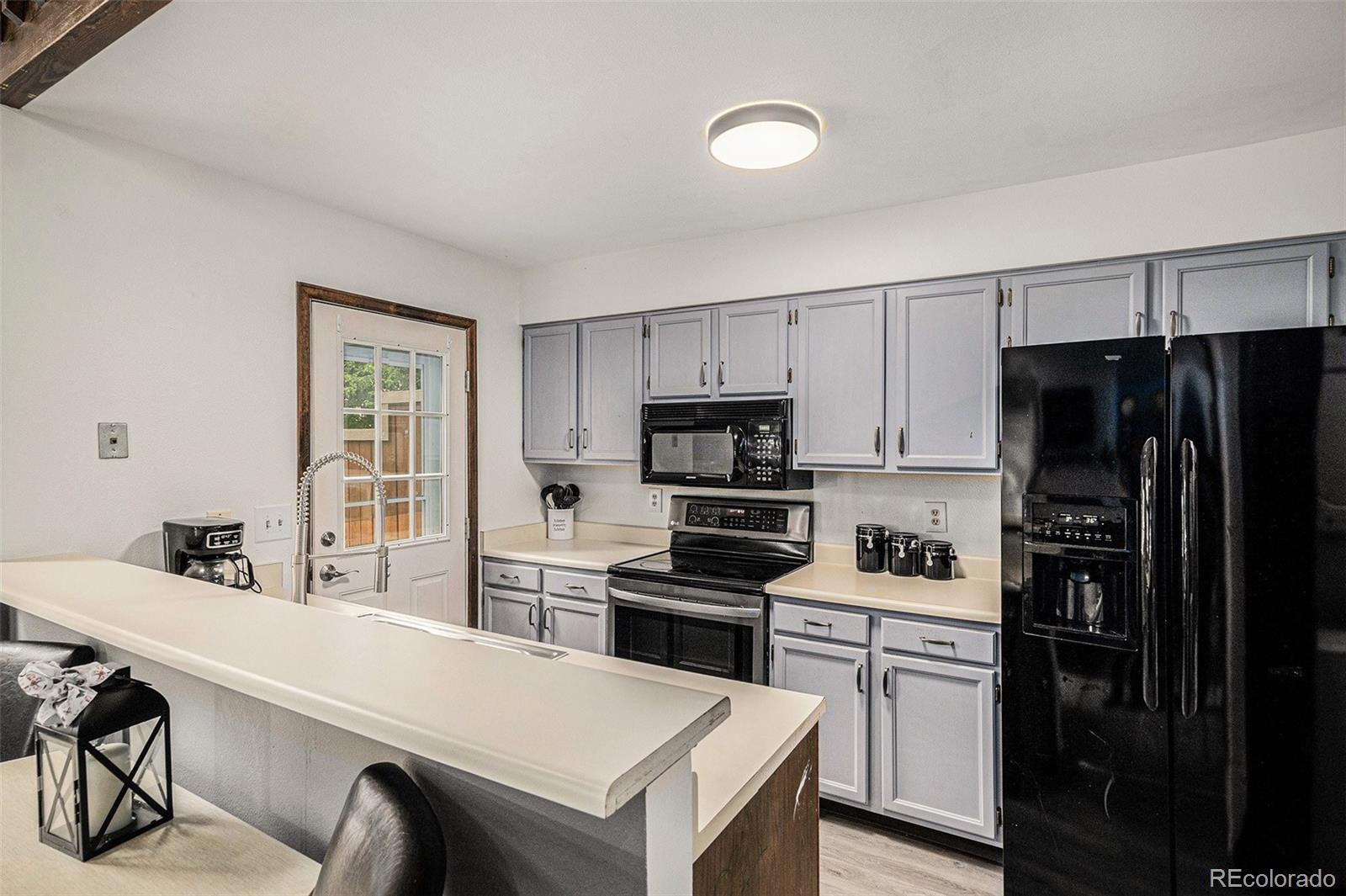 MLS Image #2 for 14271 e dickinson drive,aurora, Colorado