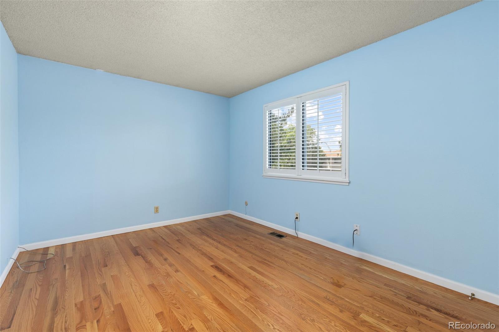 MLS Image #11 for 1220 s uvalda street,aurora, Colorado
