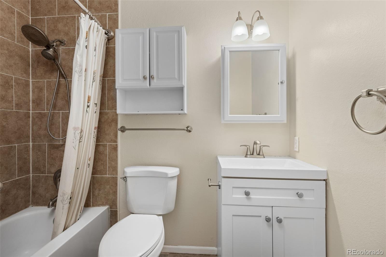 MLS Image #13 for 1220 s uvalda street,aurora, Colorado
