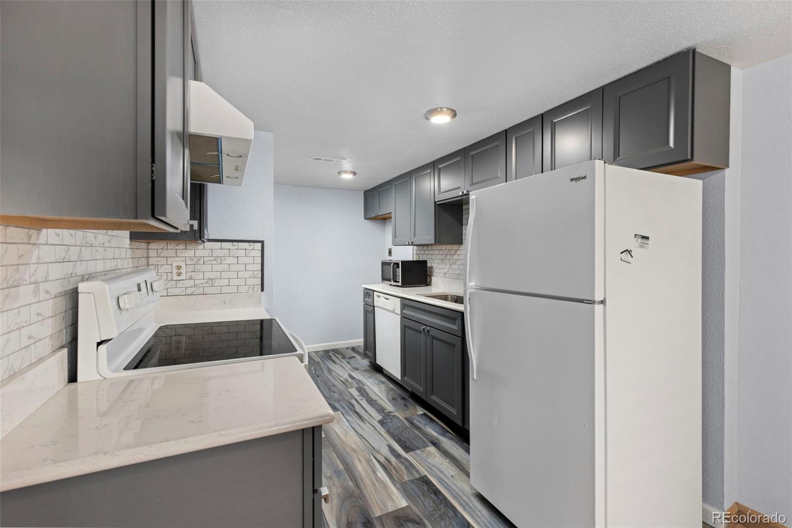 MLS Image #7 for 1220 s uvalda street,aurora, Colorado