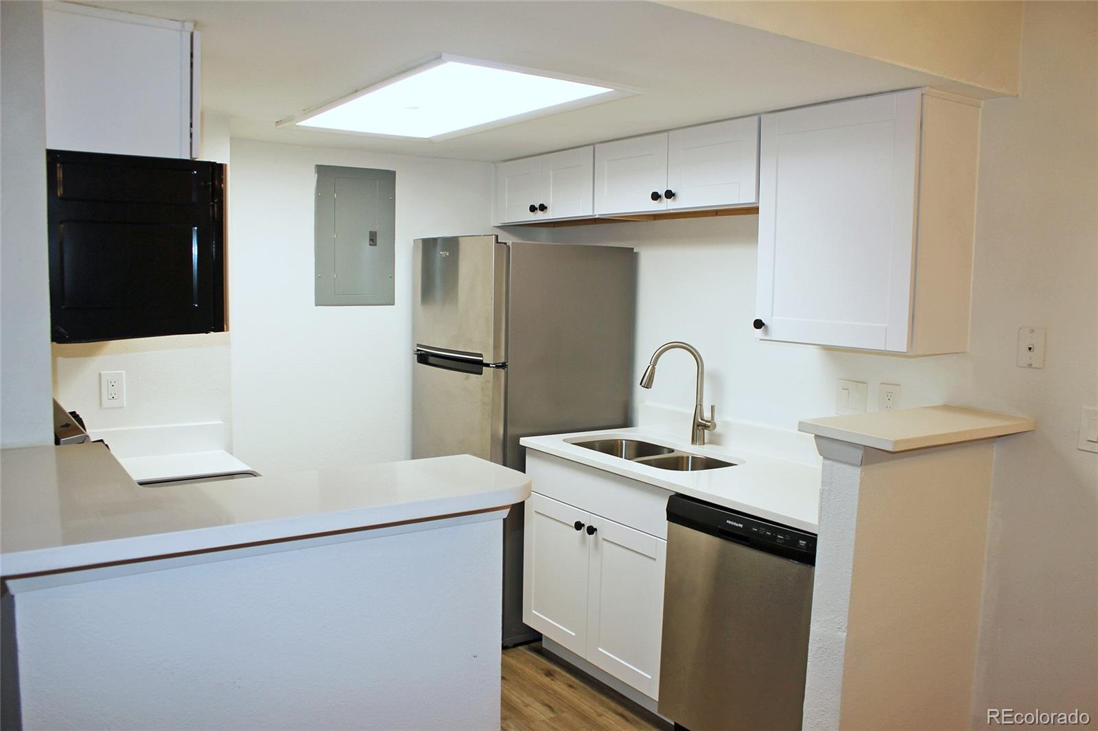 MLS Image #7 for 922 s walden street,aurora, Colorado