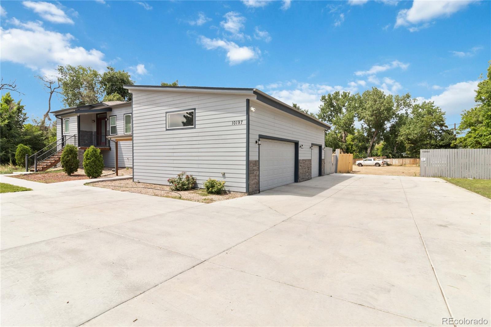 CMA Image for 10197 E Mississippi Avenue,Denver, Colorado