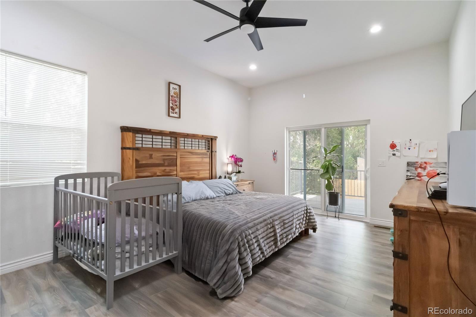 MLS Image #10 for 10197 e mississippi avenue,denver, Colorado