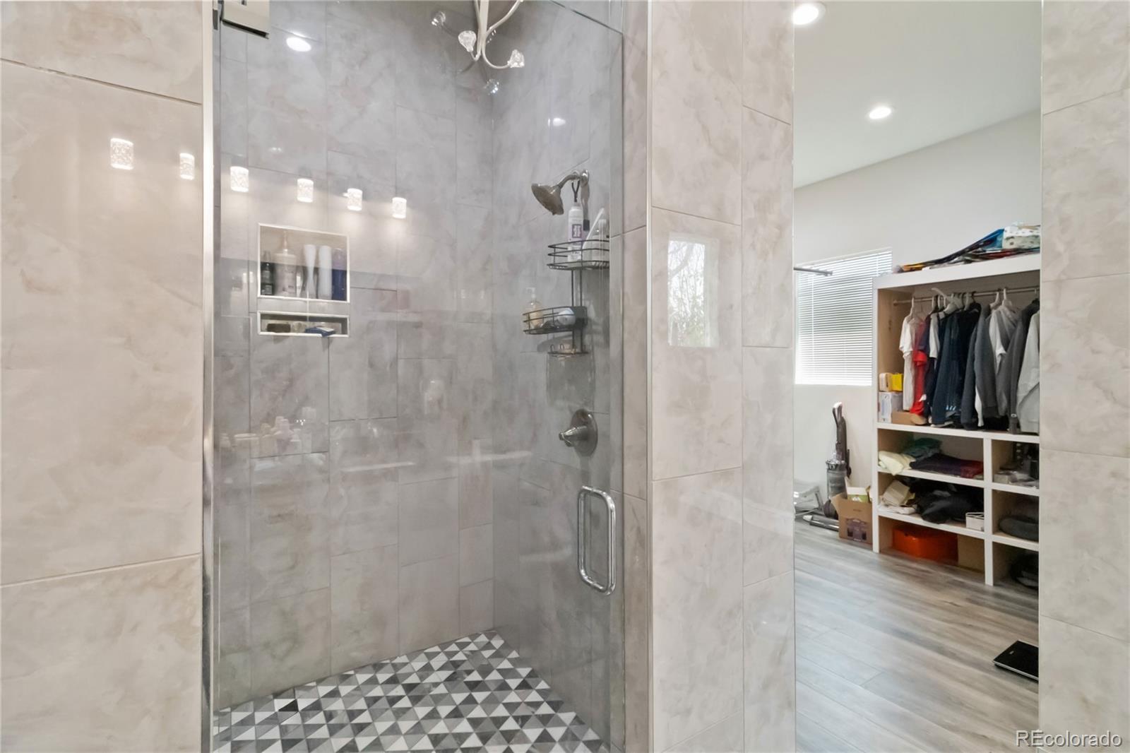 MLS Image #12 for 10197 e mississippi avenue,denver, Colorado