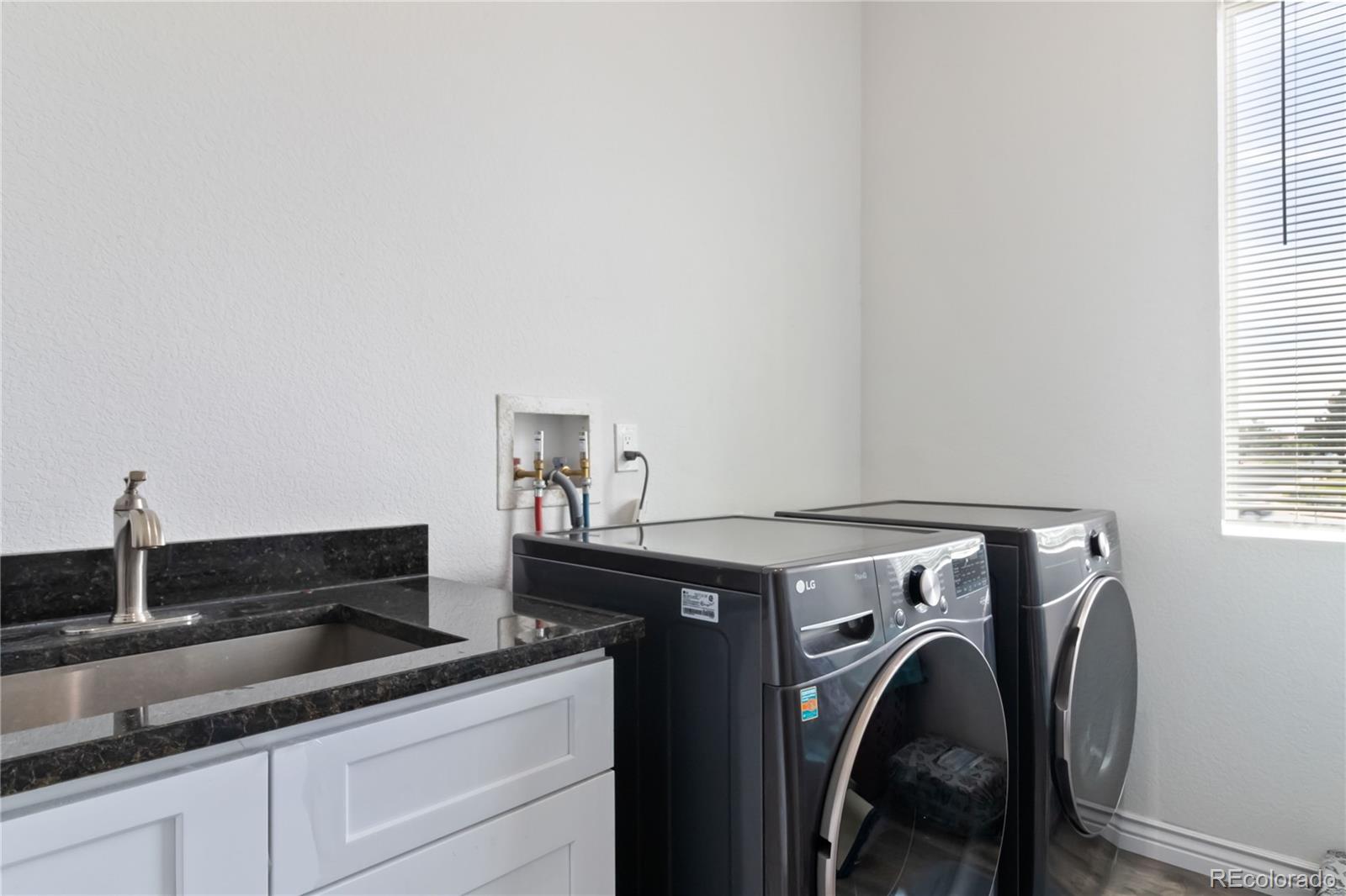 MLS Image #17 for 10197 e mississippi avenue,denver, Colorado
