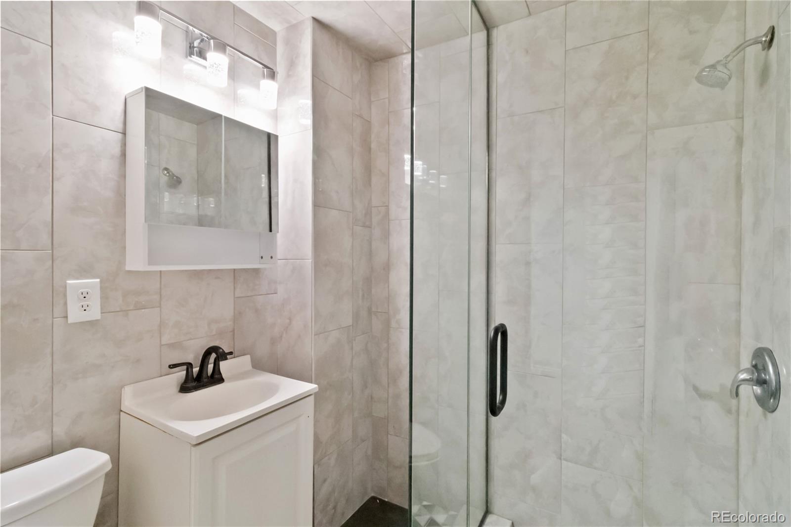 MLS Image #25 for 10197 e mississippi avenue,denver, Colorado