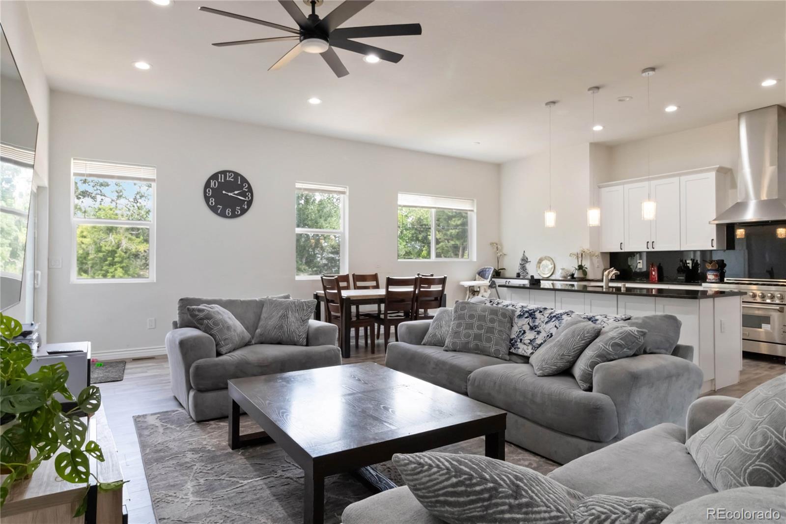 MLS Image #6 for 10197 e mississippi avenue,denver, Colorado