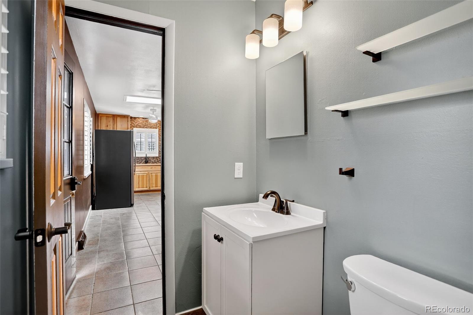 MLS Image #10 for 1040 w stanford place,englewood, Colorado
