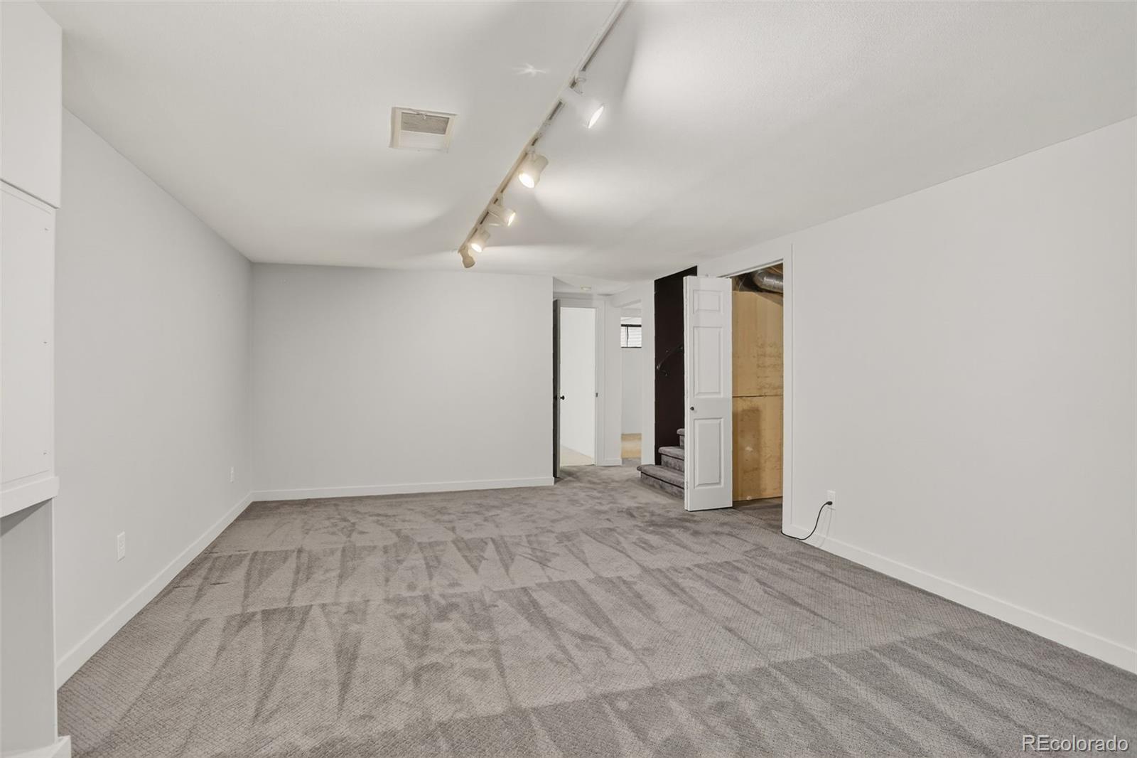 MLS Image #12 for 1040 w stanford place,englewood, Colorado