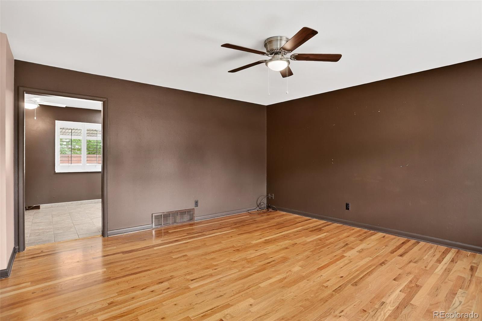 MLS Image #3 for 1040 w stanford place,englewood, Colorado