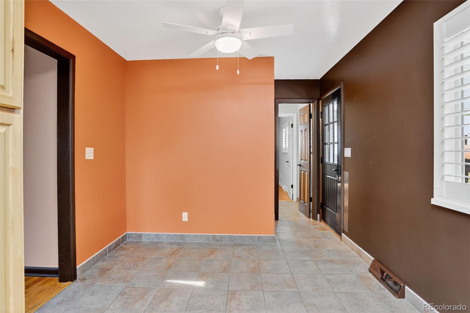 MLS Image #38 for 1040 w stanford place,englewood, Colorado