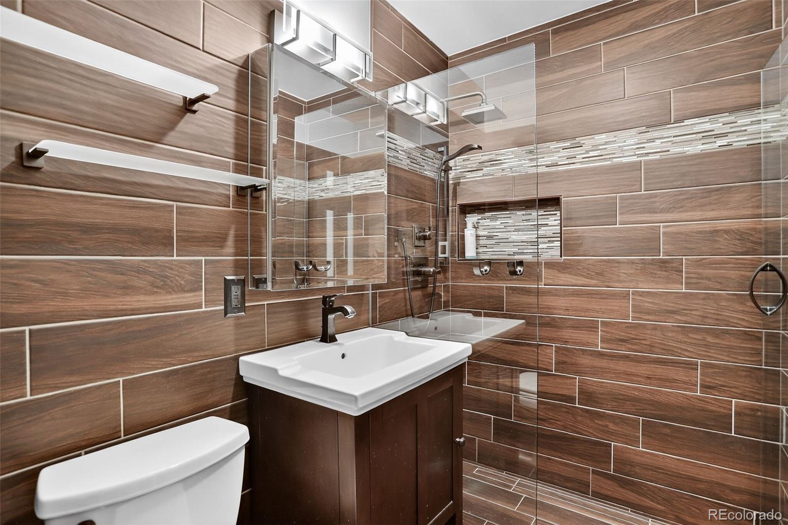 MLS Image #6 for 1040 w stanford place,englewood, Colorado