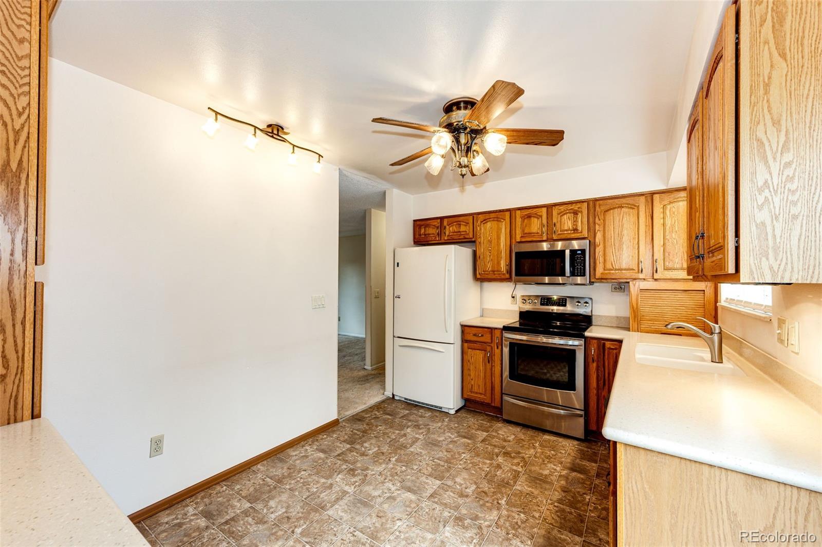 MLS Image #5 for 4445 s braun way,morrison, Colorado