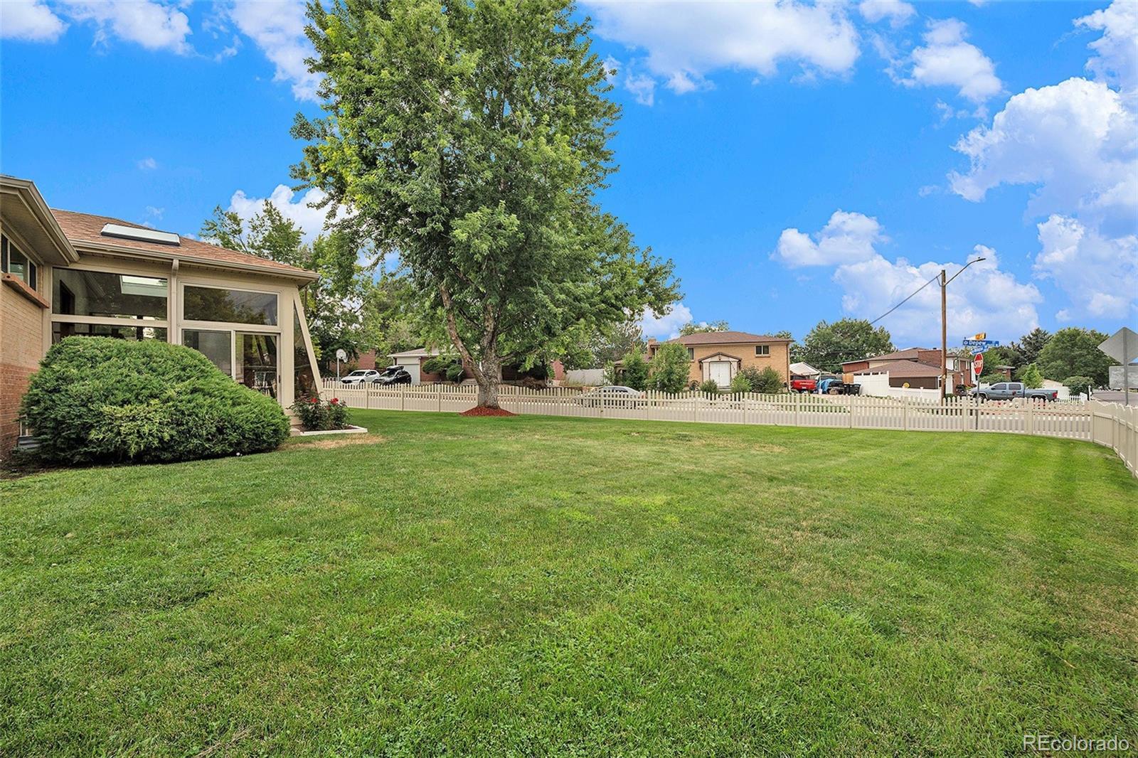 MLS Image #2 for 5635  wellington parkway,arvada, Colorado