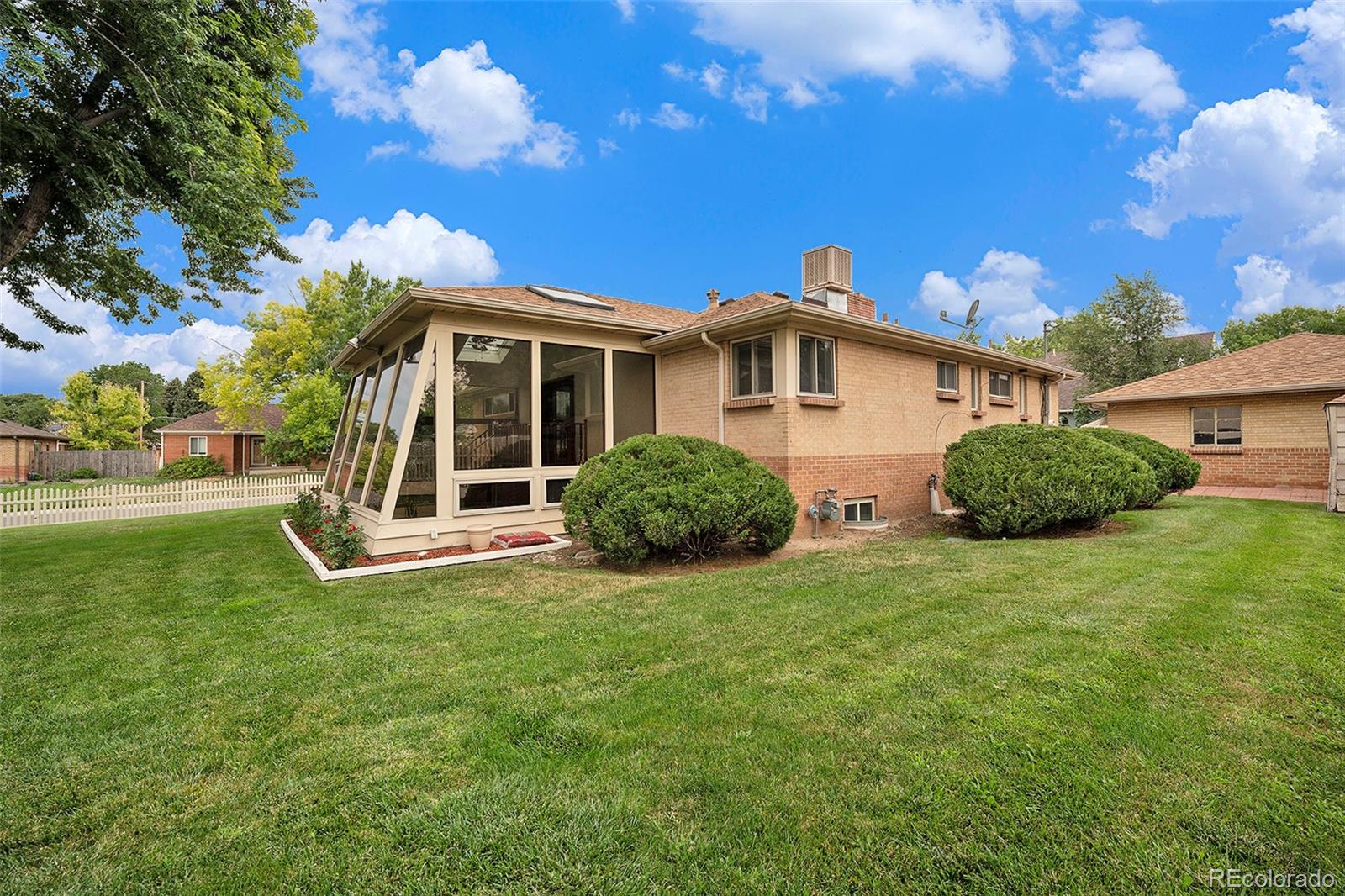 MLS Image #4 for 5635  wellington parkway,arvada, Colorado