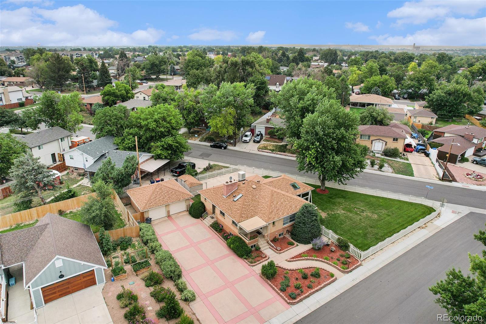 MLS Image #6 for 5635  wellington parkway,arvada, Colorado