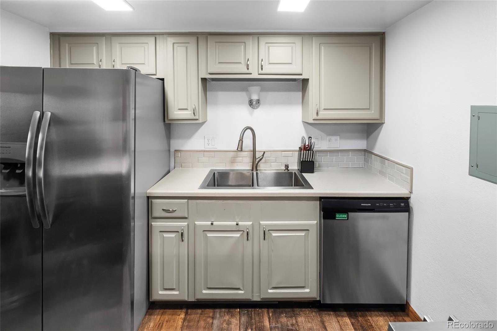 MLS Image #7 for 12118  melody drive,denver, Colorado