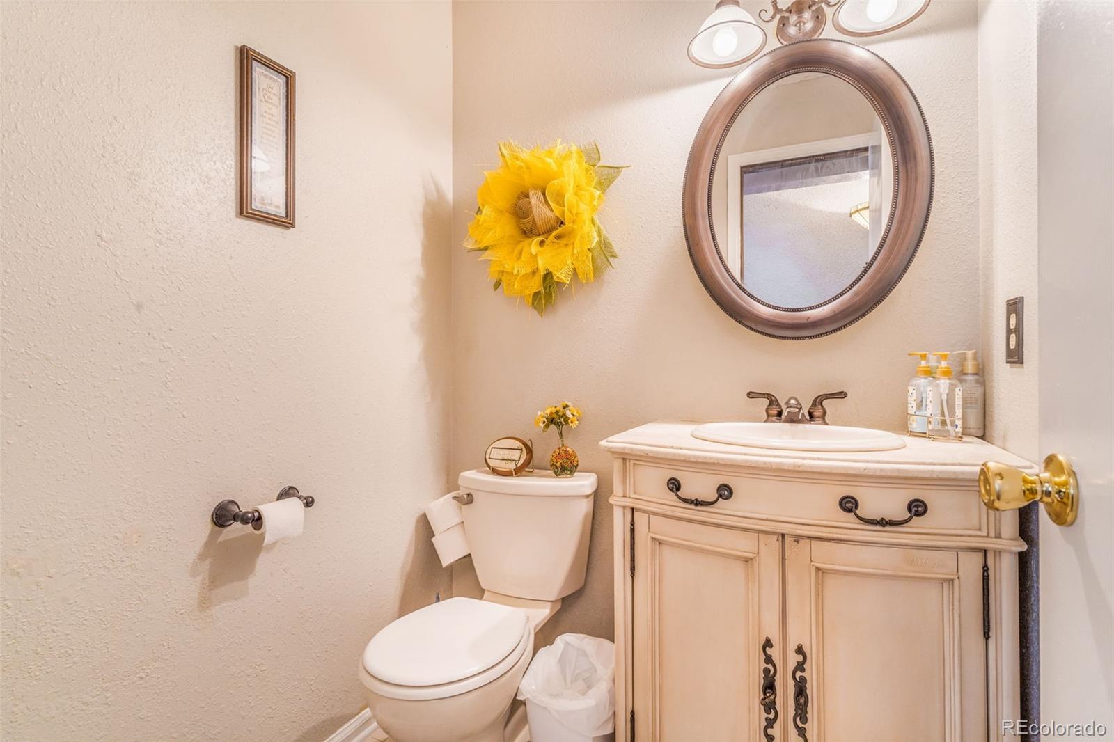 MLS Image #14 for 1557 s owens street,denver, Colorado