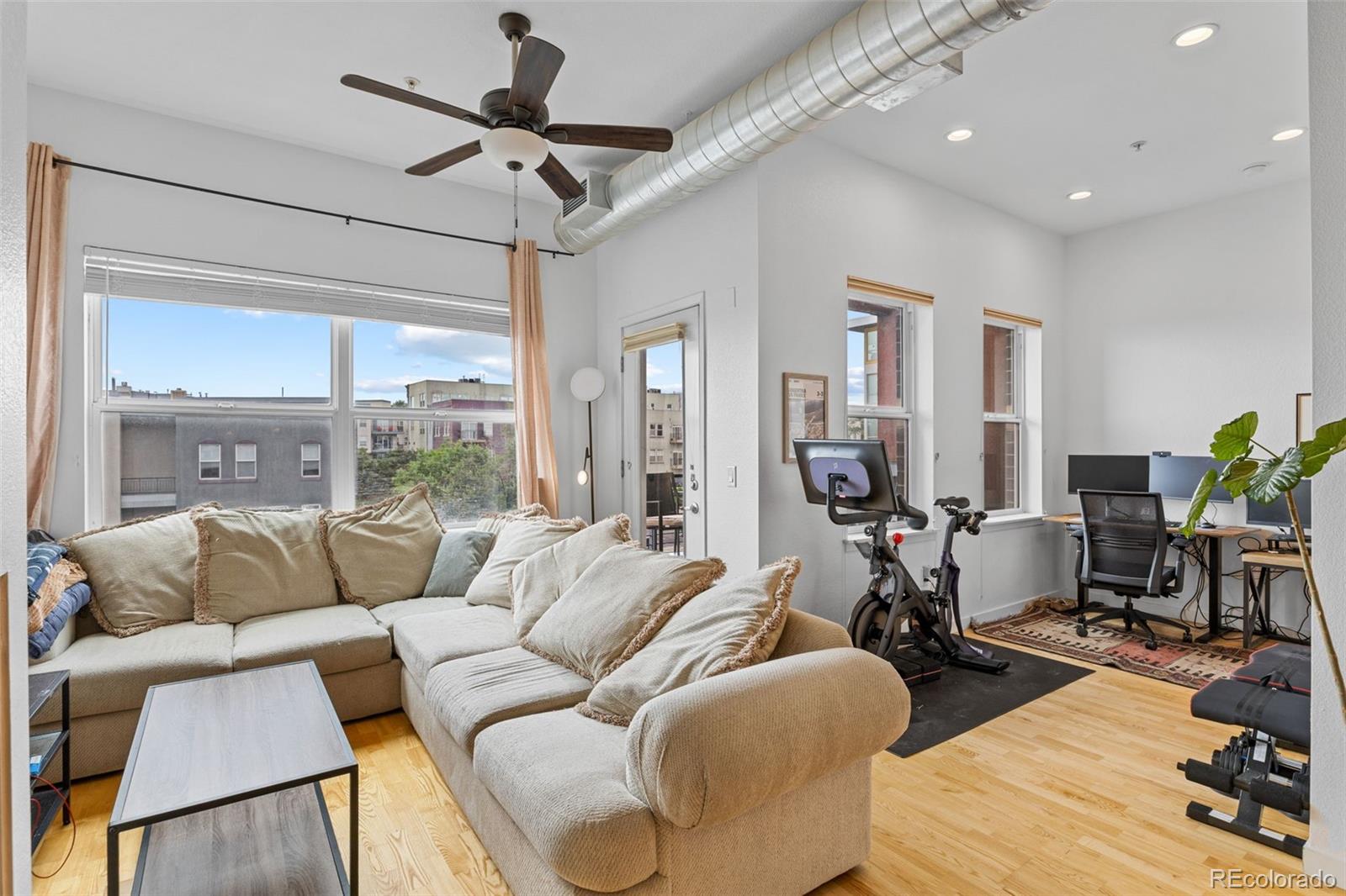 MLS Image #10 for 1555  central street,denver, Colorado