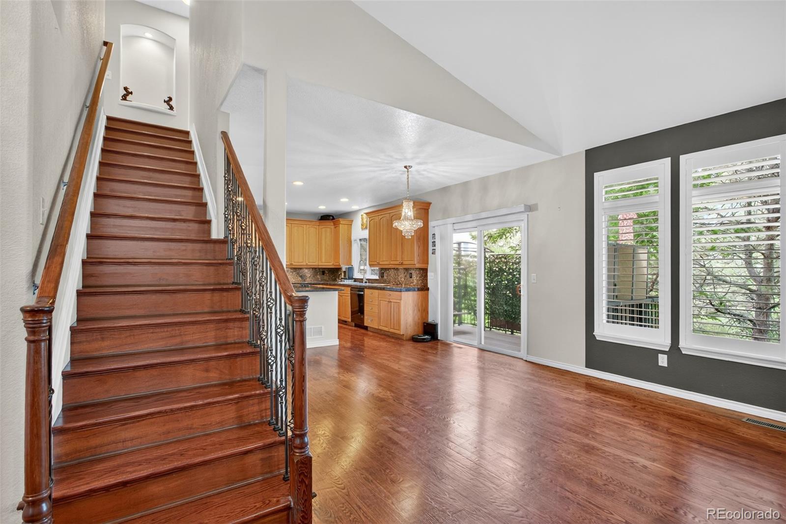 MLS Image #7 for 12056 e lake circle,greenwood village, Colorado