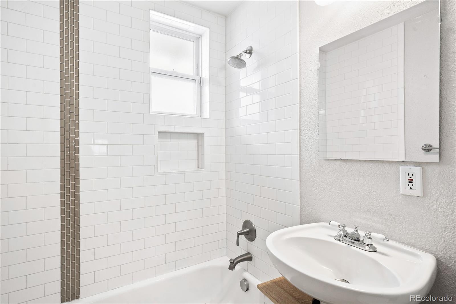 MLS Image #13 for 2843 n columbine street,denver, Colorado