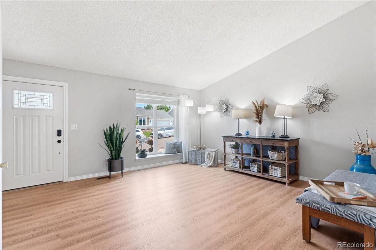 MLS Image #3 for 21546 e powers circle,centennial, Colorado